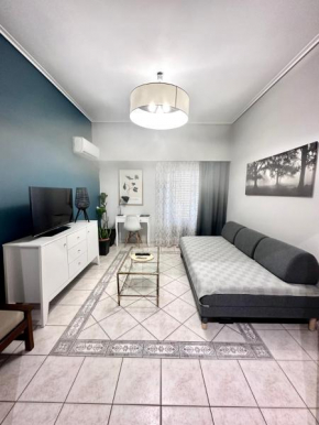 Maria's Sunny Apartment